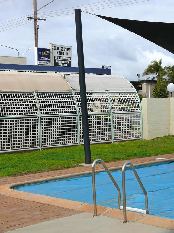 Charles Sturt Motor Inn Уест Уайлонг Екстериор снимка